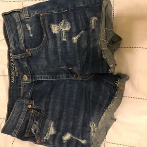 American Eagle HI-RISE SHORTS